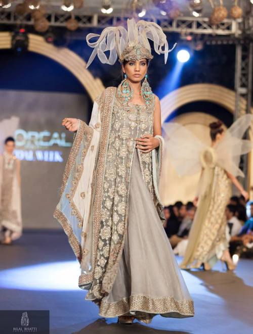 beautifulsouthasianbrides: Sonia Azhar PFDC L’Oreal Paris Bridal Week 2013