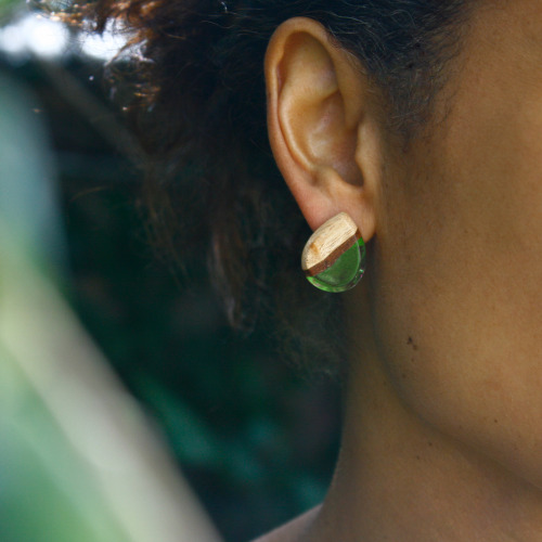 Our sustainable mahogany and resin tear drop ear studs! Do you have a favourite colour?BoldB.com.au