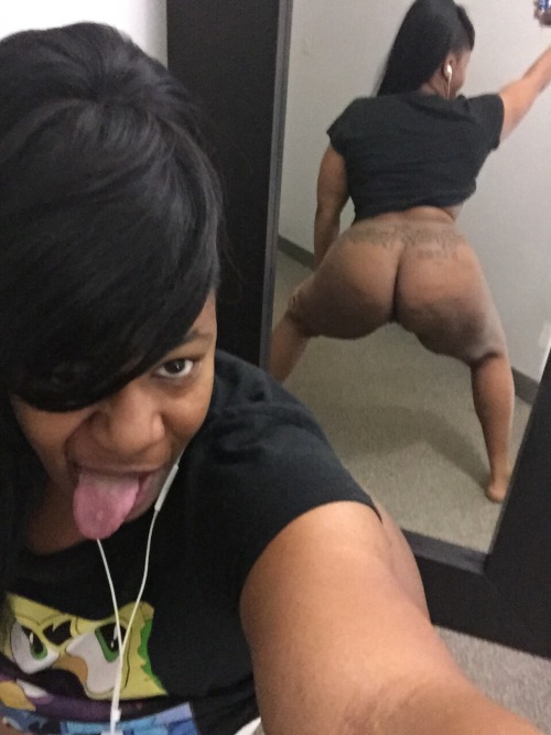 staceyfreekz:Can you put lotion on my back 😜😛😝