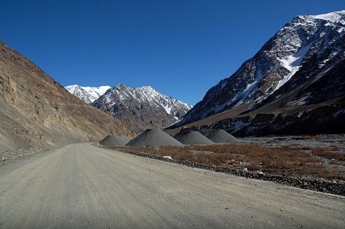 Empty Road, Khunjerab Pass