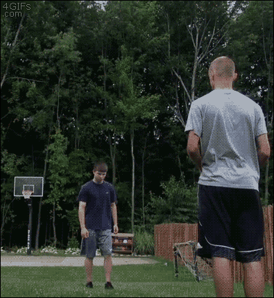 taichiclothinguniforms:  Oh, so awesome and cool! The distance, the position, the