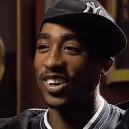 mzzjones93: Tupac’s smile was everything