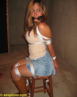 thexpaul2:  Jordan stool-tied &amp; cleave gagged