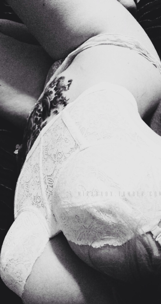 killerkurves:  mirahxox