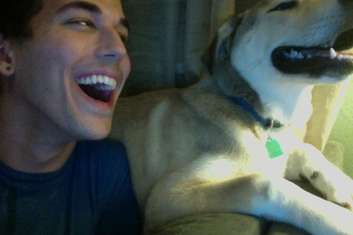 zackisontumblr: zackisontumblr: i met the most beautiful dog and we make the same faces !!! it looks