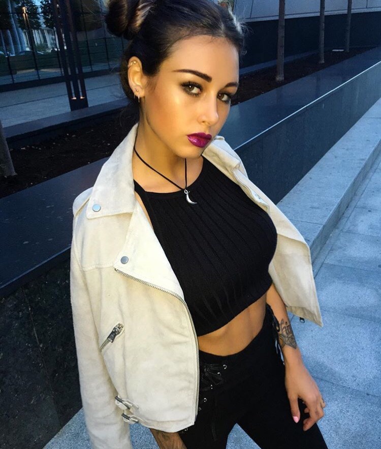 adzen96:  🌹💙😍