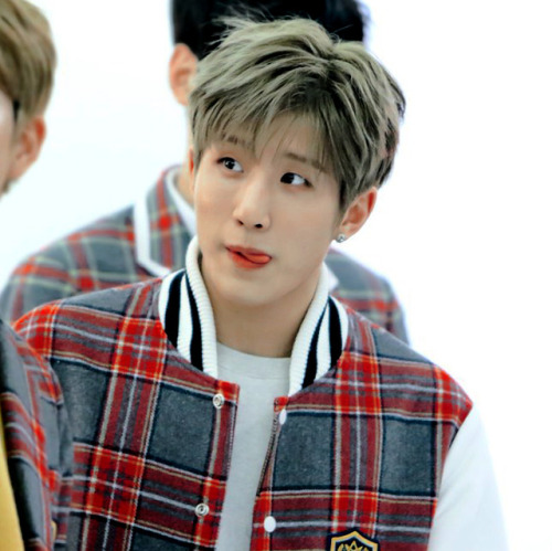  ❝ jinjin icons ❞ like or reblog or © favstro on twt ๑՞.request here !! 