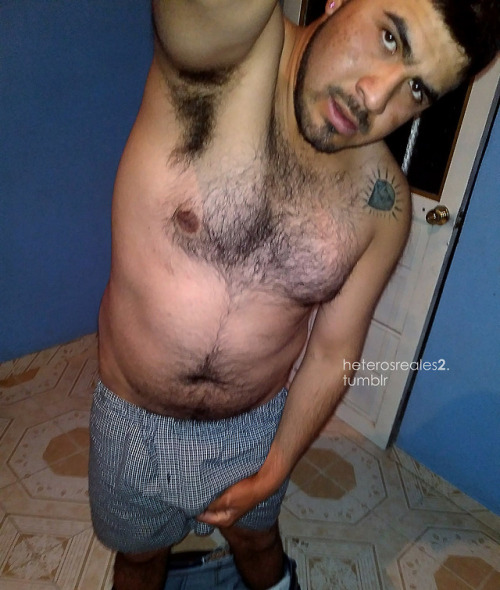 Sex heterosreales2: Eric, macho de barrio hetero pictures