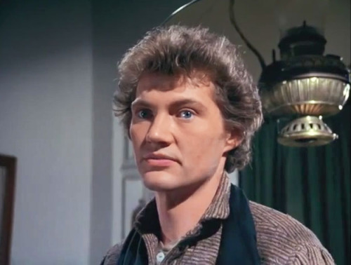 ANDY ROBINSON As Johnny Walker In KUNG FU Series