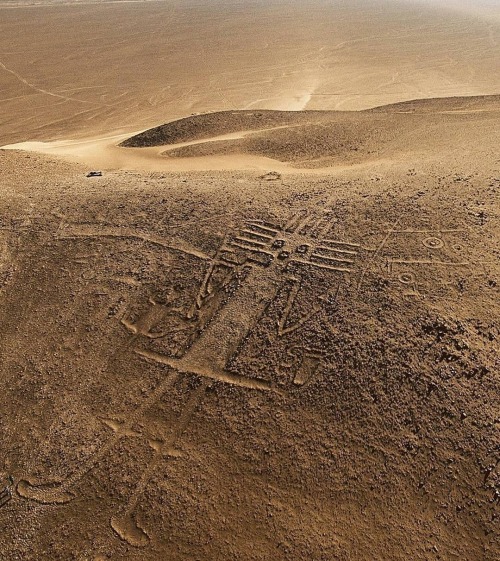 Atacama Giant, Cerro Unitas, Atacama Desert, Chile,It is the largest prehistoric anthropomorphic fig