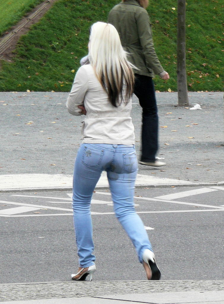 Wetting Panties