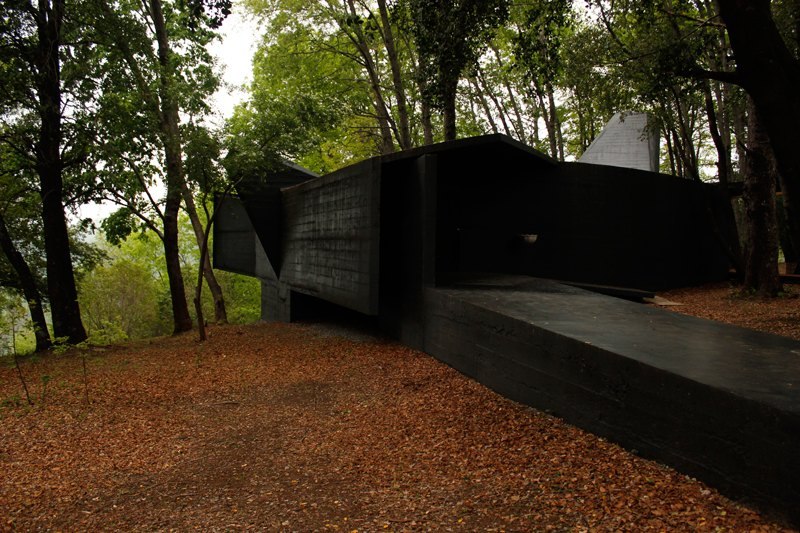 archatlas:  House of the Poem for the Right Angle   In the words of the architect
