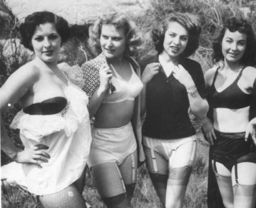 1950s USA Models from left to right: Dottie Reeka, Marie Metier, Rita Richman and Two Time Playmate 