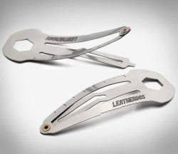 sydnie-fine:  fallen-angel-nightshade:  nonbinaryanders:  justsomefuckingguy:  captcreate:  odditymall:  The Leatherdos is a hair clip that doubles as a multi-tool that combines 5 different tools in a tiny hair clip: screw-drivers, a wrench, a trolley