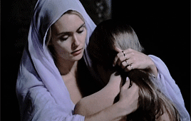norasergeants:“Merging two kinds of sexual outlaws, the lesbian vampire is more than simply a negati