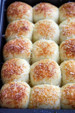 foodffs:  Cheesy Parker House RollsReally nice recipes. Every hour.Show me what you cooked!