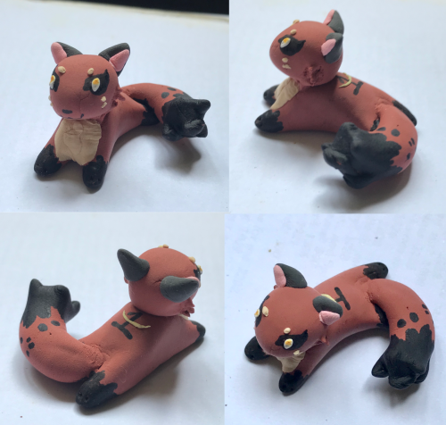mandymiriana: Made a little clay figurine for one of my friend’s characters! This is Nesbit th
