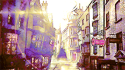 aetherghouls-deactivated12242016:  Dreaming - Diagon Alley (x) 
