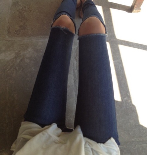 skin-n-thrones:☄follow for hourly thinspo☄