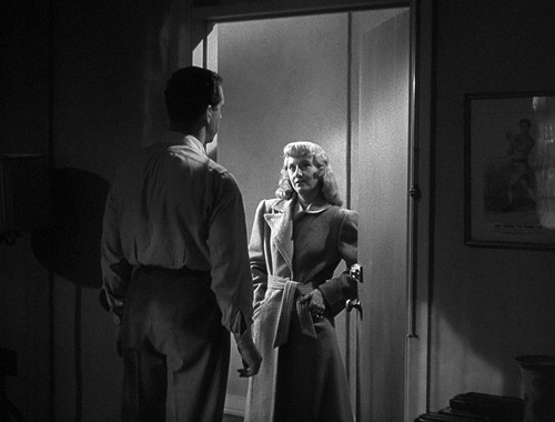  Double Indemnity – (1944) dir. Billy Wilder 