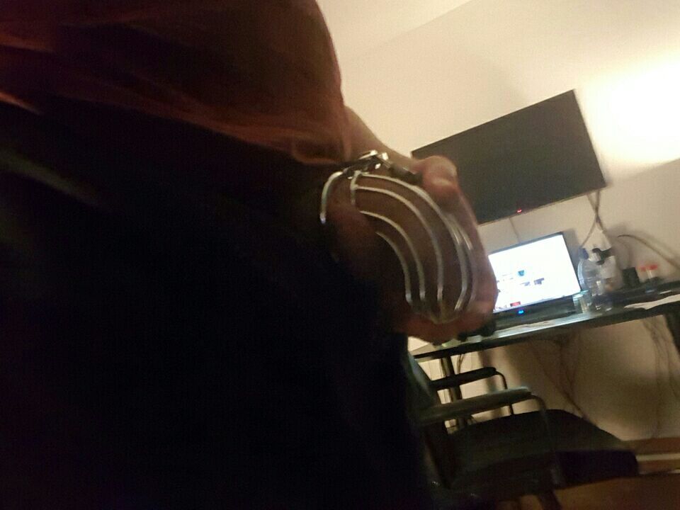 hoelang2: Yesterday I was talking to someone on kik and we decided to play a fun