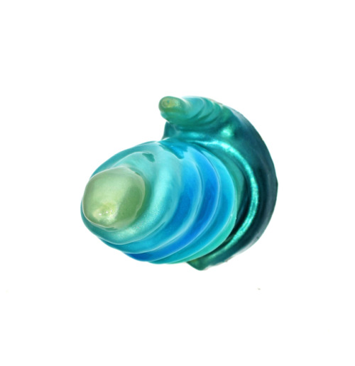 organotoy-sextoys:Our lively Curly captivates with its gentle waves that will let it flow into you, 