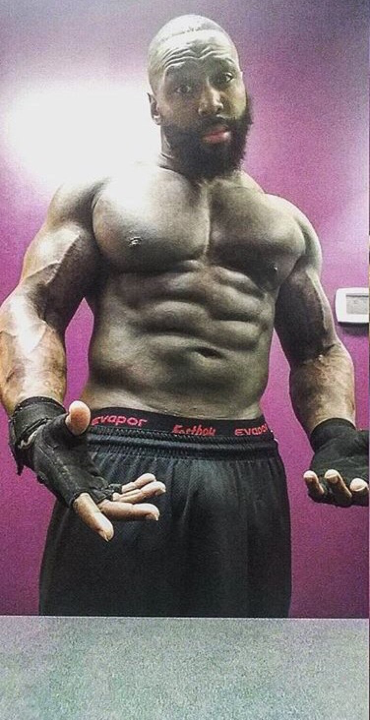 badazzbtm:  All that chocolate 🍫🍫🍫