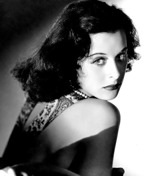 wehadfacesthen:Hedy Lamarr, 1939 photo by