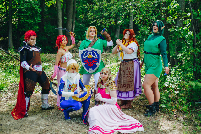 Flashback to 2017 when I was Nabooru in an incredibly large Ocarina of Time group! My heart was so full 🥺
Zelda: Bossbot 