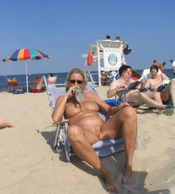 drinking-nudists-naturists:You’ll reconize