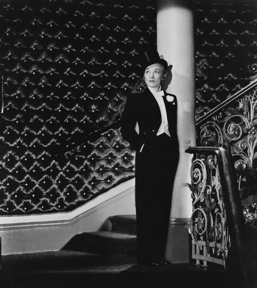 agelessphotography: Marlene Dietrich at Café de Paris in London, circa 1954