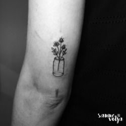 little–tattoos:    sannevolja  
