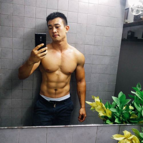 Viva!Asian hunks!