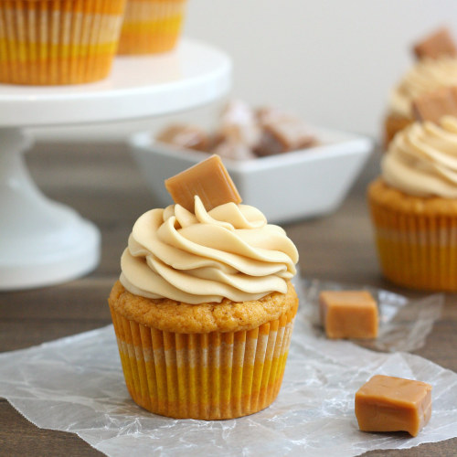 omyfood:Brown Butter Pumpkin Cupcakes with Caramel Cream Cheese Frosting by Tracey’s Culinary Advent