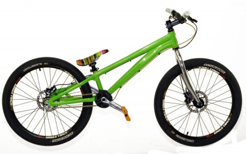 strange-measure:  The Green Goblin - 24” Street Trials Prototype Norco の過去のプロトタイプ、ハマシュミ装着で2x1の面白そうなバ