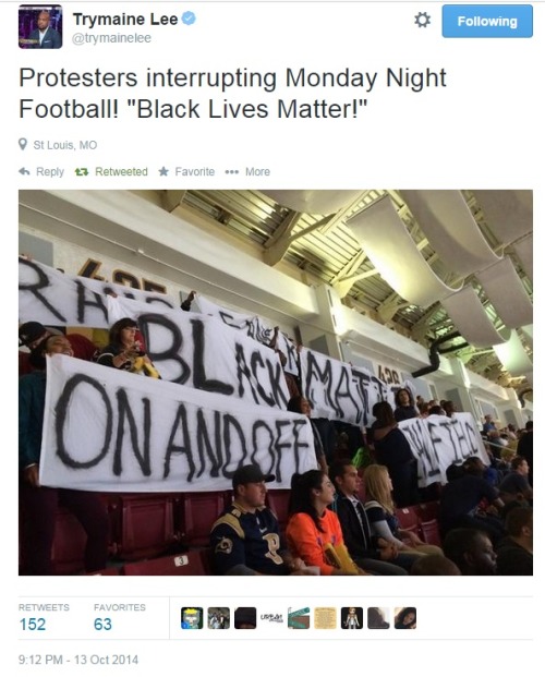 jeankd:ashleighthelion:iwriteaboutfeminism:Ferguson protesters take their message to the Rams game!M