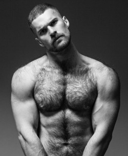 sprinkledpeenreturns:    Matt Lister by Lee