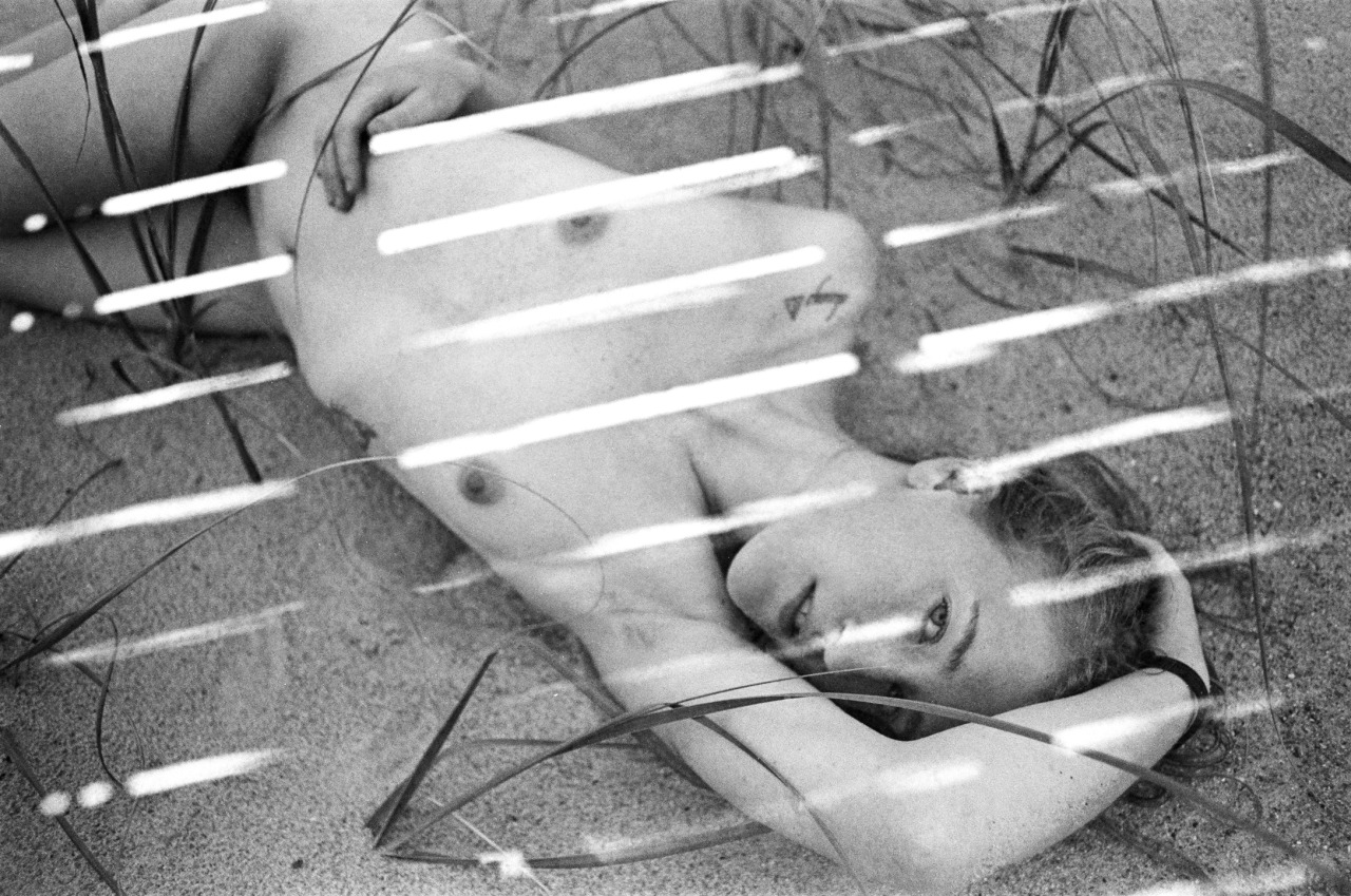 bunnyluna:  makingsciencesexy:  Double exposure of Bunny Luna at the beach.  Find