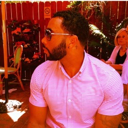 seeker310:  hottestmenontheplanet:  Omari Hardwick’s sexy ass brother    Kings  hot!! Follow my Bros blogs. Reblog  