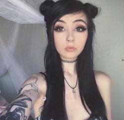 horrorcutie: Lil buns are back (❁´◡`❁) 