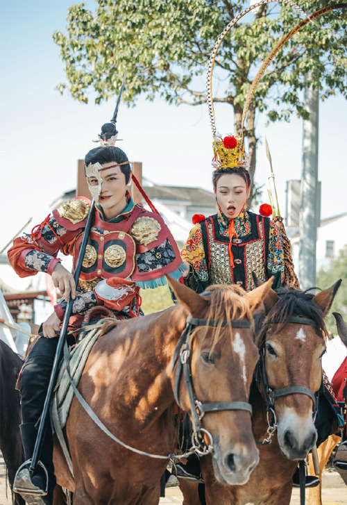 Chinese Armor And Hanfu For Riding And Archery For Women Via