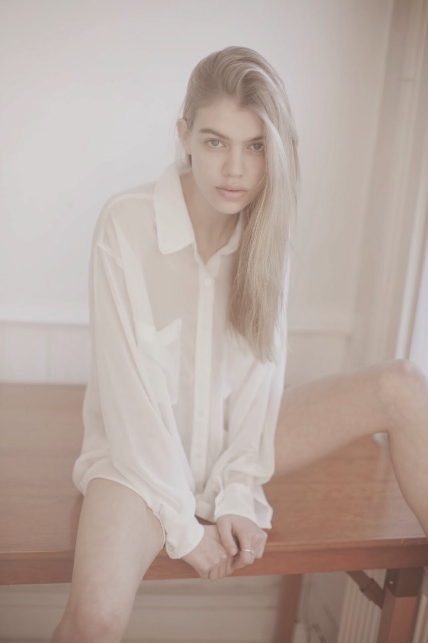 mortalmofos:  Joanna Halpin by Rory DCs