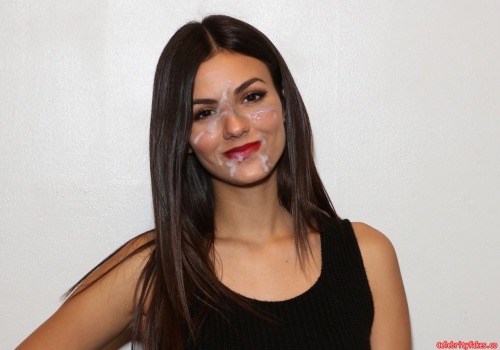 facialcelebrityfakecumshots:  Victoria Justice adult photos