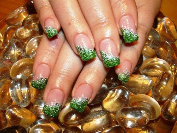 pintarunas:Las uñas de porcelana ¿Son realmente las mejores?Mira la nota completa