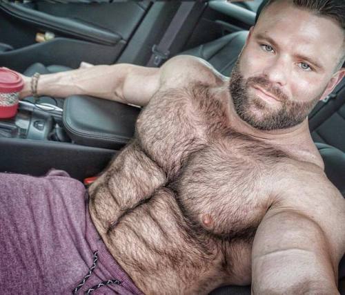 manlybeasts: topmonsterbody: Jon Marks Become a follower of Manly Beasts Reblog and follow my accoun