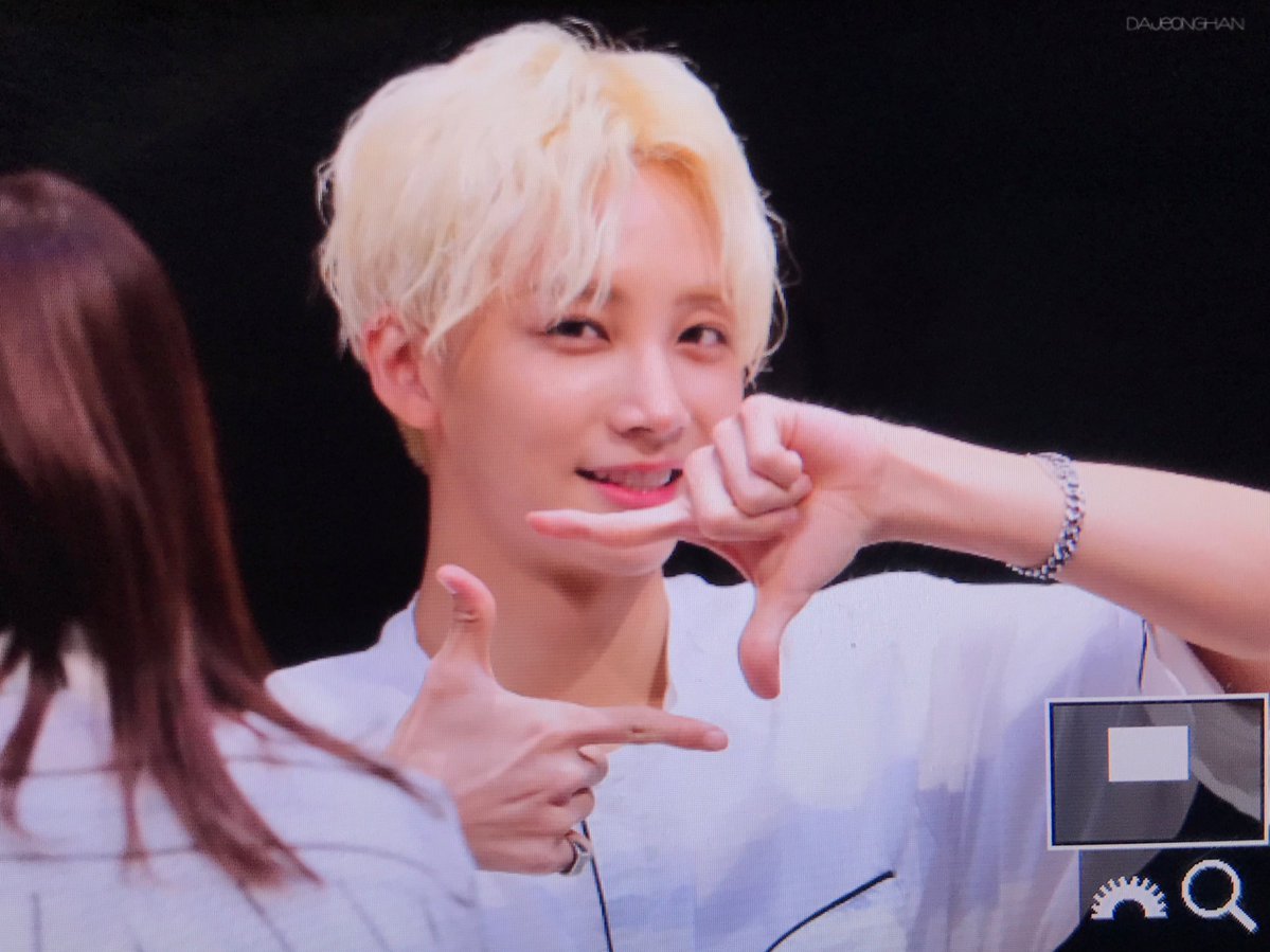 Yoon Jeonghan’s beauty is ethereal 