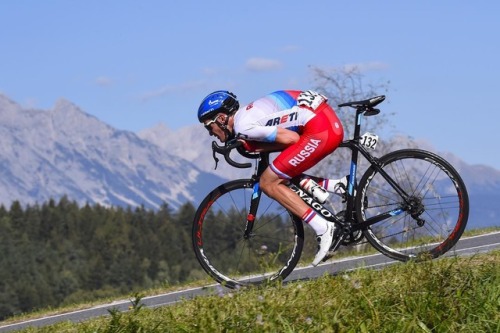 apisonadora60: via Gazprom-RusVelo
