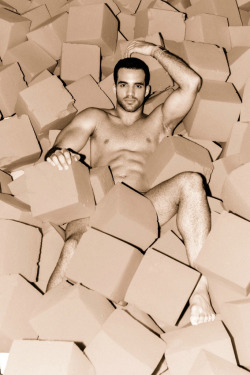 throatnyc:  Danell Leyva is so hot. I wish