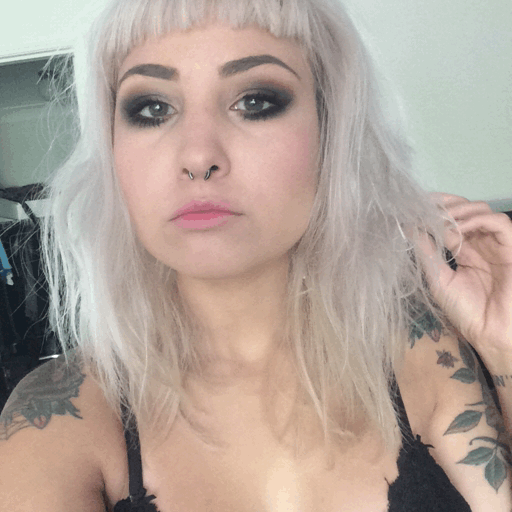 arachniesuicide:  Shoot ready 👌🏻 
