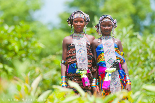 (via TRIP DOWN MEMORY LANE: WODAABE (MBORORO) PEOPLE: THE NOMADIC FULANI SUB-TRIBE THAT CULTIVATE BE